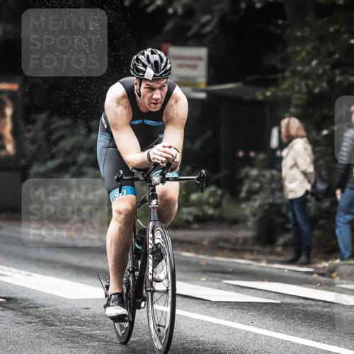 13.09.2026 - Stadtparktriathlon H.Heesch http://msf.ph/oto/10321145 13.09.2026 11:57:42 Radfahren 737, 741, 757, 825, 908, 964, 1060 meine-sportfotos.de