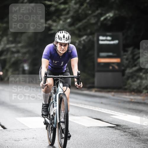 13.09.2026 - Stadtparktriathlon H.Heesch http://msf.ph/oto/10321167 13.09.2026 11:57:44 Radfahren 737, 741, 757, 908, 964 meine-sportfotos.de
