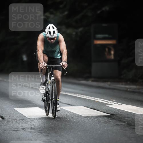 13.09.2026 - Stadtparktriathlon H.Heesch http://msf.ph/oto/10321172 13.09.2026 13:06:12 Radfahren 1129, 1322, 1323, 1339, 1369, 1385 meine-sportfotos.de