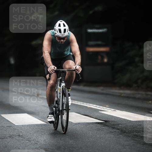 13.09.2026 - Stadtparktriathlon H.Heesch http://msf.ph/oto/10321183 13.09.2026 13:06:13 Radfahren 1129, 1322, 1323, 1339, 1369, 1385, 1401 meine-sportfotos.de