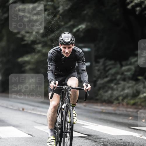 13.09.2026 - Stadtparktriathlon H.Heesch http://msf.ph/oto/10321194 13.09.2026 11:57:46 Radfahren 741, 757, 908, 964 meine-sportfotos.de
