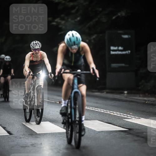 13.09.2026 - Stadtparktriathlon H.Heesch http://msf.ph/oto/10321216 13.09.2026 13:06:16 Radfahren 1083, 1129, 1210, 1322, 1323, 1339, 1343, 1369, 1385, 1401 meine-sportfotos.de