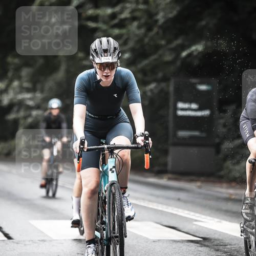 13.09.2026 - Stadtparktriathlon H.Heesch http://msf.ph/oto/10321251 13.09.2026 11:57:59 Radfahren 712, 761, 765, 794, 896, 1009 meine-sportfotos.de