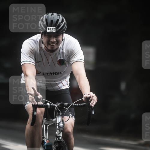 13.09.2026 - Stadtparktriathlon H.Heesch http://msf.ph/oto/10321306 13.09.2026 13:06:42 Radfahren 1244, 1312, 1344 meine-sportfotos.de