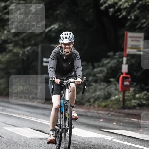 13.09.2026 - Stadtparktriathlon H.Heesch http://msf.ph/oto/10321311 13.09.2026 11:58:01 Radfahren 712, 732, 761, 765, 794, 896 meine-sportfotos.de