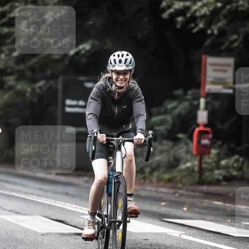 13.09.2026 - Stadtparktriathlon H.Heesch http://msf.ph/oto/10321315 13.09.2026 11:58:01 Radfahren 712, 732, 761, 765, 794, 896 meine-sportfotos.de