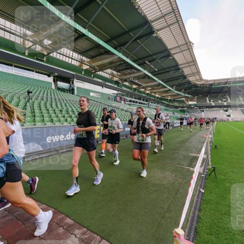 13.09.2026 - 21. swb-Marathon Bremen Michael Burmester http://msf.ph/oto/10321319 13.09.2026 13:21:22 Laufen im Stadion 128, 258, 351, 423, 441, 601, 620, 704, 782, 851, 1060, 1094, 1129, 1158, 1177, 1316, 1344, 1409, 1417, 1439, 1446, 1518, 1676, 1697, 1729, 1756, 1808, 1815, 1846, 2010, 2028, 2064, 2139, 2201, 2258, 2278, 2290, 2349, 2394, 2395, 2414, 2417, 2437, 2501, 2519, 2533, 2551, 2588, 2632, 2652, 2660, 2694, 2695, 2736, 2793, 2828, 2886, 2954, 2964, 2995, 3004, 3010, 3017, 3018, 3022, 3034, 3035, 3036, 3037, 3070, 3074, 3102, 3139, 3144, 3225, 3264, 3310, 3682 meine-sportfotos.de