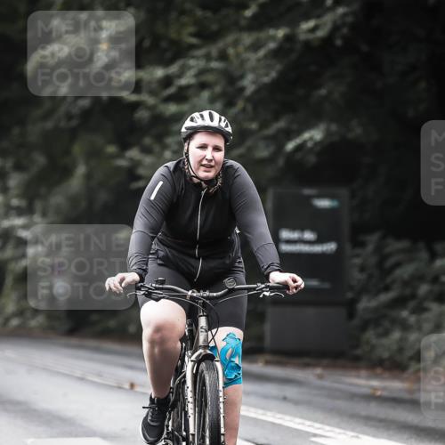 13.09.2026 - Stadtparktriathlon H.Heesch http://msf.ph/oto/10321321 13.09.2026 11:58:02 Radfahren 712, 732, 761, 765, 794, 896 meine-sportfotos.de