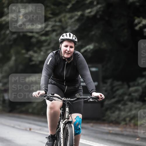 13.09.2026 - Stadtparktriathlon H.Heesch http://msf.ph/oto/10321329 13.09.2026 11:58:03 Radfahren 712, 732, 761, 765, 794, 847, 896, 1028 meine-sportfotos.de