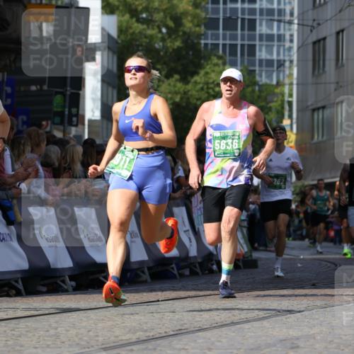 13.09.2026 - 21. swb-Marathon Bremen Strokosch-Dieckow http://msf.ph/oto/10321361 13.09.2026 13:08:53 Ziel 339, 715, 1335, 1696, 3276, 4033, 4082, 4888, 5377, 5424, 6842, 7064, 7121, 8655, 9084, 1925, 2287, 2291, 4384, 5636, 5696, 7262, 8120, 8830, 9911 meine-sportfotos.de