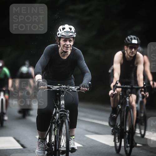 13.09.2026 - Stadtparktriathlon H.Heesch http://msf.ph/oto/10321363 13.09.2026 13:06:51 Radfahren 1244, 1270, 1277, 1281, 1327, 1353, 1391, 1406 meine-sportfotos.de