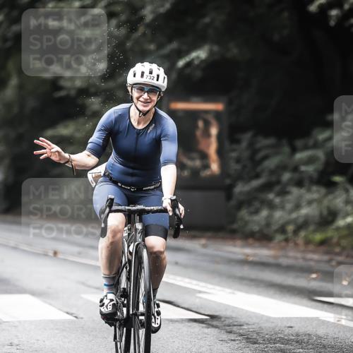 13.09.2026 - Stadtparktriathlon H.Heesch http://msf.ph/oto/10321408 13.09.2026 11:58:06 Radfahren 732, 761, 794, 847, 906, 1028 meine-sportfotos.de