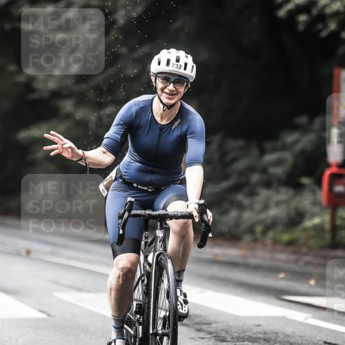 13.09.2026 - Stadtparktriathlon H.Heesch http://msf.ph/oto/10321417 13.09.2026 11:58:07 Radfahren 732, 761, 794, 847, 906, 1028 meine-sportfotos.de