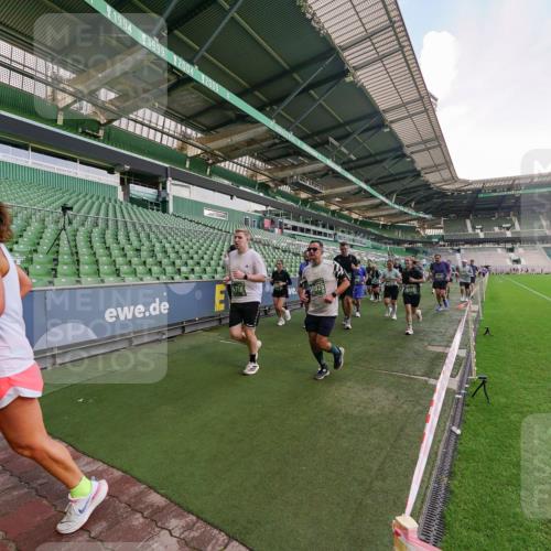 13.09.2026 - 21. swb-Marathon Bremen Michael Burmester http://msf.ph/oto/10321423 13.09.2026 13:21:35 Laufen im Stadion 128, 258, 343, 351, 423, 441, 601, 620, 704, 782, 851, 1060, 1094, 1129, 1158, 1177, 1316, 1344, 1409, 1417, 1439, 1446, 1518, 1669, 1676, 1697, 1729, 1808, 1846, 2010, 2064, 2139, 2201, 2258, 2278, 2290, 2349, 2394, 2395, 2414, 2417, 2437, 2501, 2519, 2551, 2588, 2619, 2632, 2652, 2660, 2685, 2695, 2711, 2736, 2793, 2828, 2886, 2954, 2964, 2995, 3004, 3010, 3017, 3018, 3022, 3034, 3035, 3036, 3037, 3070, 3074, 3102, 3139, 3144, 3225, 3264, 3351, 3682, 3784 meine-sportfotos.de