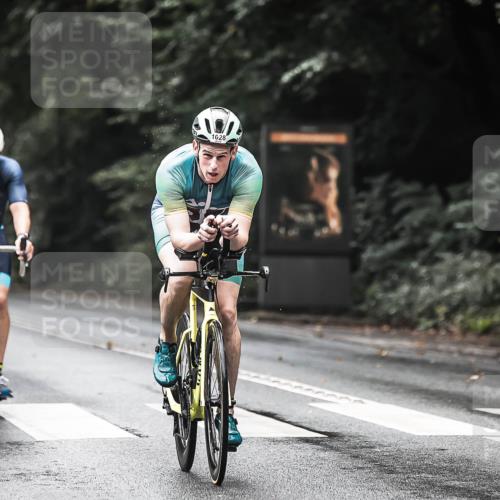13.09.2026 - Stadtparktriathlon H.Heesch http://msf.ph/oto/10321438 13.09.2026 11:58:09 Radfahren 732, 750, 794, 847, 904, 906, 918, 920, 934, 963, 999, 1028 meine-sportfotos.de