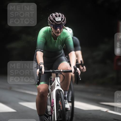 13.09.2026 - Stadtparktriathlon H.Heesch http://msf.ph/oto/10321449 13.09.2026 13:06:54 Radfahren 1270, 1277, 1281, 1327, 1353, 1391, 1406, 1421 meine-sportfotos.de