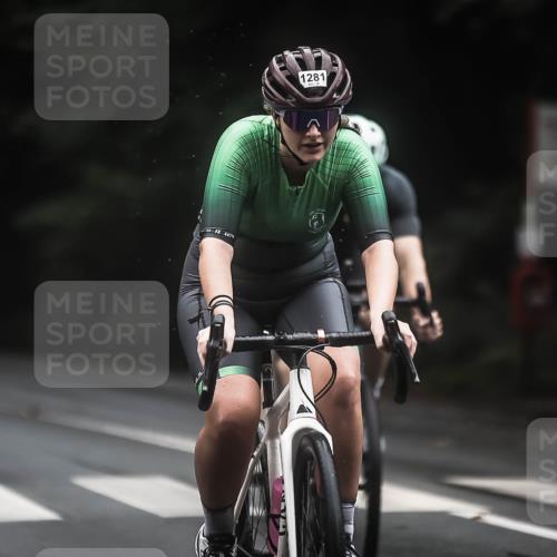 13.09.2026 - Stadtparktriathlon H.Heesch http://msf.ph/oto/10321455 13.09.2026 13:06:54 Radfahren 1270, 1277, 1281, 1327, 1353, 1391, 1406, 1421 meine-sportfotos.de