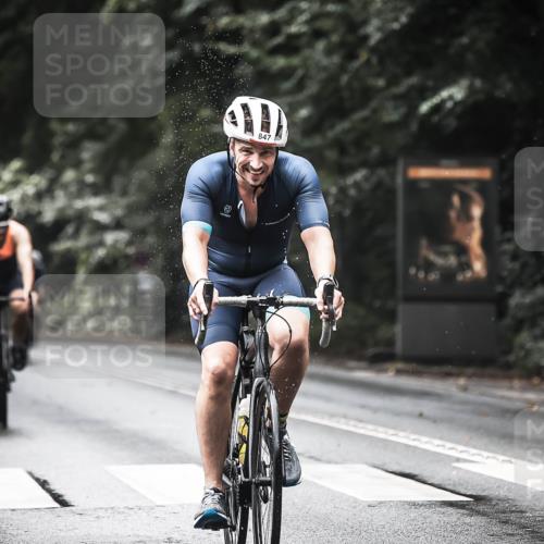 13.09.2026 - Stadtparktriathlon H.Heesch http://msf.ph/oto/10321466 13.09.2026 11:58:09 Radfahren 732, 750, 794, 847, 904, 906, 918, 920, 934, 963, 999, 1028 meine-sportfotos.de