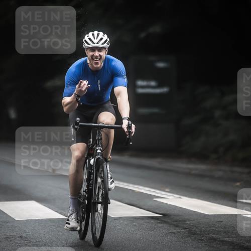 13.09.2026 - Stadtparktriathlon H.Heesch http://msf.ph/oto/10321467 13.09.2026 13:06:55 Radfahren 1270, 1277, 1281, 1327, 1353, 1391, 1406, 1421 meine-sportfotos.de