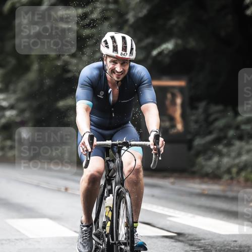 13.09.2026 - Stadtparktriathlon H.Heesch http://msf.ph/oto/10321481 13.09.2026 11:58:10 Radfahren 732, 750, 847, 904, 906, 918, 920, 934, 963, 999, 1028 meine-sportfotos.de