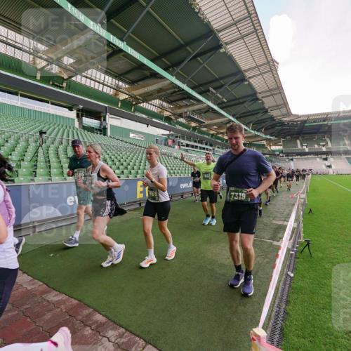 13.09.2026 - 21. swb-Marathon Bremen Michael Burmester http://msf.ph/oto/10321498 13.09.2026 13:21:44 Laufen im Stadion 128, 258, 343, 351, 423, 441, 601, 620, 704, 782, 851, 1060, 1094, 1157, 1158, 1177, 1316, 1344, 1417, 1439, 1518, 1657, 1669, 1676, 1697, 1729, 1808, 1846, 1883, 2010, 2064, 2139, 2201, 2258, 2278, 2290, 2349, 2394, 2395, 2414, 2417, 2437, 2501, 2519, 2551, 2588, 2619, 2632, 2652, 2660, 2685, 2711, 2736, 2793, 2828, 2886, 2954, 2964, 2995, 3004, 3010, 3017, 3018, 3022, 3034, 3035, 3036, 3037, 3070, 3074, 3102, 3139, 3144, 3225, 3351, 3682, 3784, 4020, 1506 meine-sportfotos.de