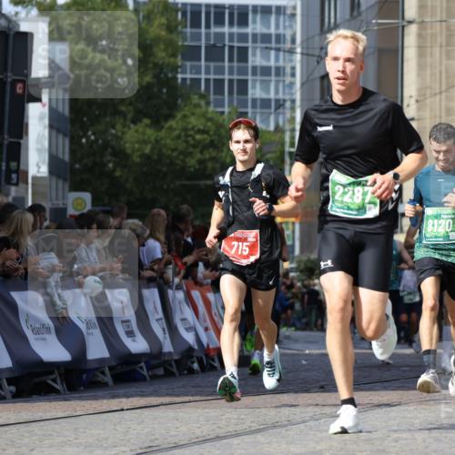 13.09.2026 - 21. swb-Marathon Bremen Strokosch-Dieckow http://msf.ph/oto/10321520 13.09.2026 13:09:00 Ziel 715, 3110, 3276, 4033, 4888, 5377, 6842, 7064, 7121, 8555, 9084, 9240, 9411, 9702, 1241, 2287, 2291, 2909, 4898, 5383, 7262, 8120, 8830, 9904, 10044 meine-sportfotos.de