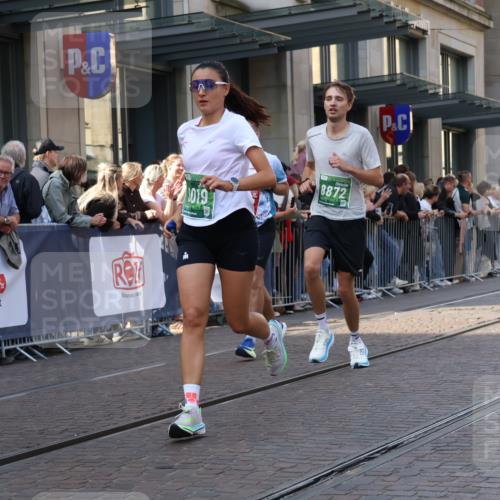 13.09.2026 - 21. swb-Marathon Bremen Strokosch-Dieckow http://msf.ph/oto/10321531 13.09.2026 13:18:16 Ziel 465, 1146, 1419, 2055, 2324, 2948, 3631, 4120, 4413, 4642, 5307, 5460, 5867, 6293, 6294, 6787, 6818, 7163, 7245, 7491, 7731, 8404, 8540, 8743, 8872, 9019, 9275, 9327, 9833, 13150, 948, 1631, 1797, 1872, 2001, 2260, 2634, 2671, 3241, 3458, 3514, 3634, 4131, 4733, 5292, 5460, 5695, 5935, 5948, 6152, 6290, 6448, 7491, 7954, 8094, 8805, 8869, 8943, 8944, 9134, 9609, 9837, 10065 meine-sportfotos.de