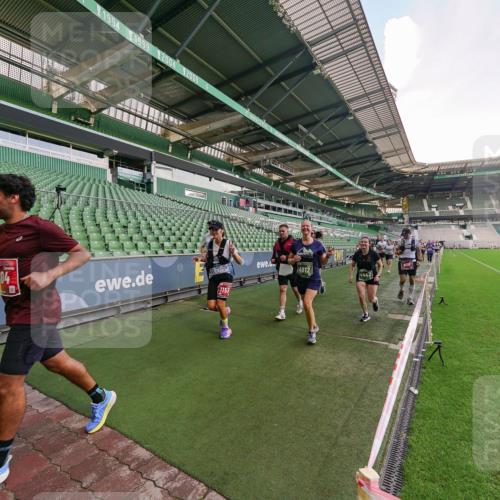 13.09.2026 - 21. swb-Marathon Bremen Michael Burmester http://msf.ph/oto/10321550 13.09.2026 13:21:49 Laufen im Stadion 128, 211, 258, 343, 351, 423, 441, 571, 601, 620, 704, 782, 851, 1060, 1094, 1157, 1158, 1177, 1259, 1316, 1344, 1417, 1439, 1518, 1657, 1669, 1676, 1729, 1808, 1846, 1883, 2010, 2064, 2139, 2201, 2258, 2278, 2290, 2394, 2395, 2414, 2417, 2437, 2501, 2519, 2551, 2588, 2619, 2632, 2652, 2660, 2685, 2711, 2736, 2793, 2828, 2886, 2954, 2964, 2995, 3004, 3010, 3017, 3018, 3022, 3034, 3035, 3036, 3037, 3070, 3074, 3102, 3144, 3225, 3351, 3682, 3784, 4020, 4431, 1506 meine-sportfotos.de