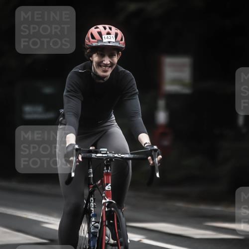 13.09.2026 - Stadtparktriathlon H.Heesch http://msf.ph/oto/10321552 13.09.2026 13:06:59 Radfahren 1270, 1277, 1281, 1353, 1360, 1421 meine-sportfotos.de