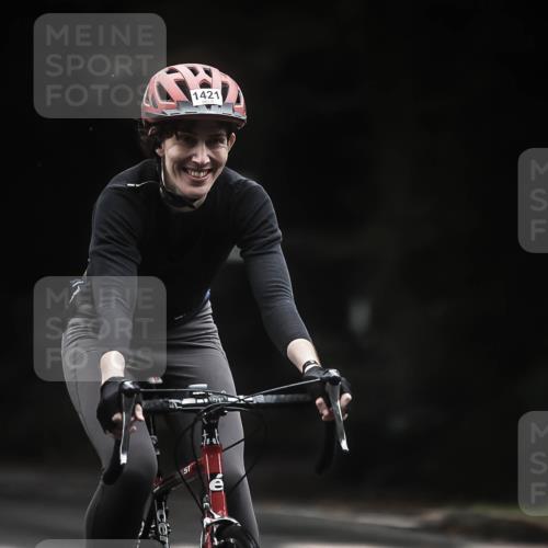 13.09.2026 - Stadtparktriathlon H.Heesch http://msf.ph/oto/10321565 13.09.2026 13:06:59 Radfahren 1270, 1277, 1281, 1353, 1360, 1421 meine-sportfotos.de
