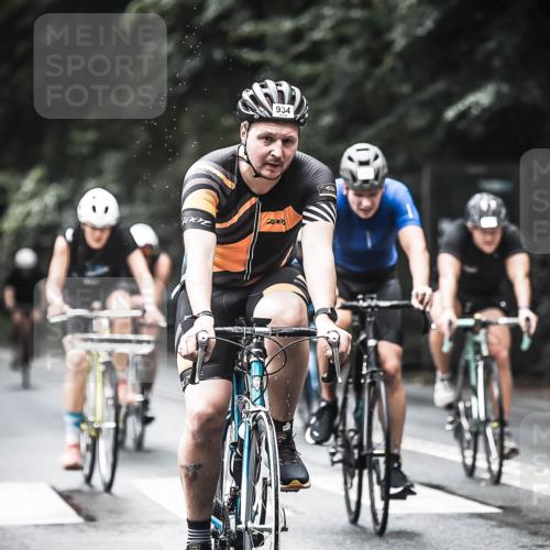 13.09.2026 - Stadtparktriathlon H.Heesch http://msf.ph/oto/10321573 13.09.2026 11:58:14 Radfahren 738, 750, 847, 904, 906, 918, 920, 922, 934, 963, 999, 1028 meine-sportfotos.de
