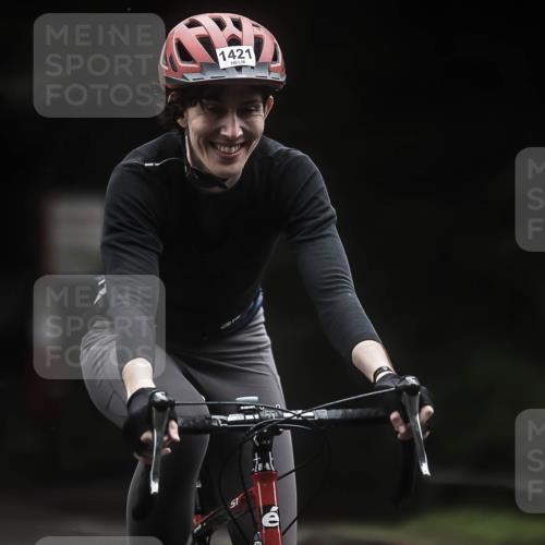 13.09.2026 - Stadtparktriathlon H.Heesch http://msf.ph/oto/10321577 13.09.2026 13:07:00 Radfahren 1270, 1277, 1281, 1353, 1360, 1421 meine-sportfotos.de