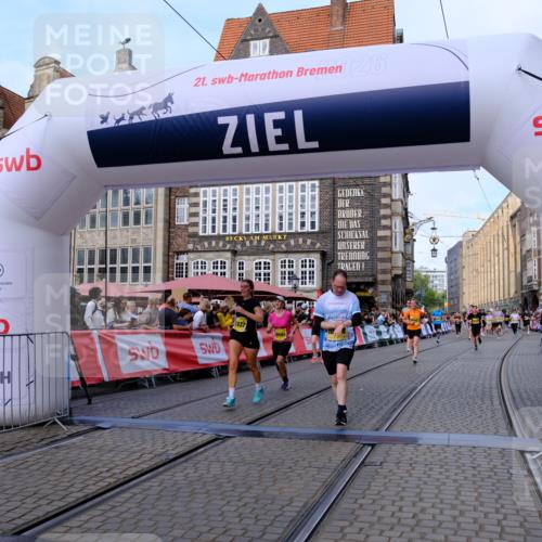 13.09.2026 - 21. swb-Marathon Bremen Tim E. http://msf.ph/oto/10321594 13.09.2026 10:59:04 Ziel 10254, 10485, 10787, 10794, 10832, 10948, 11030, 11189, 11228, 11278, 11488, 11743, 11955, 12130, 12176, 12237, 12414, 12505 meine-sportfotos.de