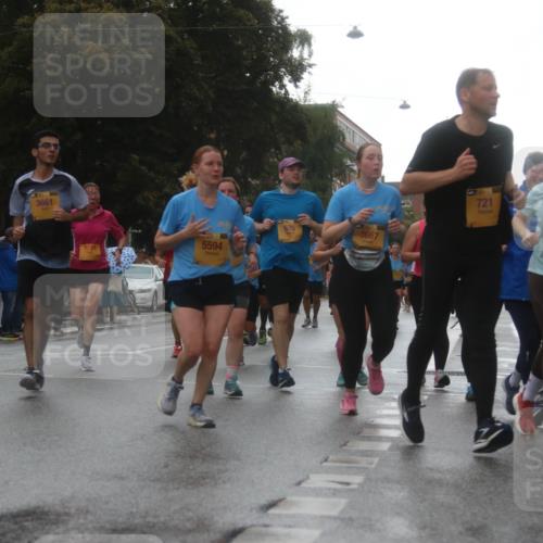 13.09.2026 - Kiel Lauf Markus Tischler http://msf.ph/oto/10321606 13.09.2026 10:55:23 Fleethörn 3661, 2, 675, 3667, 5594, 721, 4765 meine-sportfotos.de