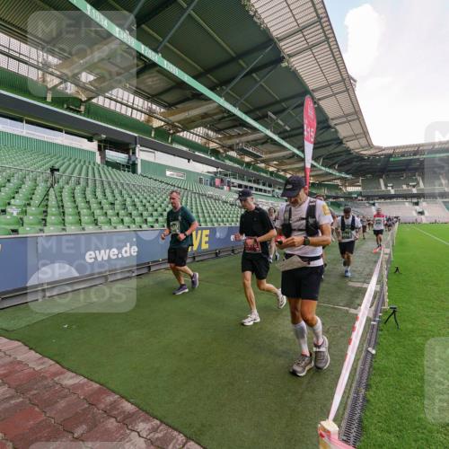 13.09.2026 - 21. swb-Marathon Bremen Michael Burmester http://msf.ph/oto/10321638 13.09.2026 13:22:01 Laufen im Stadion 128, 160, 211, 258, 343, 351, 423, 441, 571, 601, 620, 704, 782, 851, 1060, 1094, 1157, 1158, 1177, 1259, 1316, 1344, 1417, 1439, 1518, 1657, 1669, 1676, 1691, 1729, 1808, 1846, 1883, 2139, 2201, 2258, 2278, 2290, 2394, 2395, 2414, 2437, 2504, 2519, 2551, 2588, 2619, 2632, 2652, 2660, 2685, 2711, 2736, 2793, 2828, 2886, 2954, 2964, 2995, 3004, 3010, 3022, 3034, 3070, 3074, 3102, 3144, 3225, 3351, 3530, 3682, 3784, 4020, 4406, 4407, 4431, 4584, 1506 meine-sportfotos.de