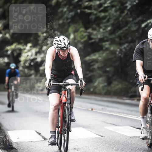 13.09.2026 - Stadtparktriathlon H.Heesch http://msf.ph/oto/10321646 13.09.2026 11:58:18 Radfahren 738, 750, 853, 904, 918, 920, 922, 934, 963, 999, 1049 meine-sportfotos.de