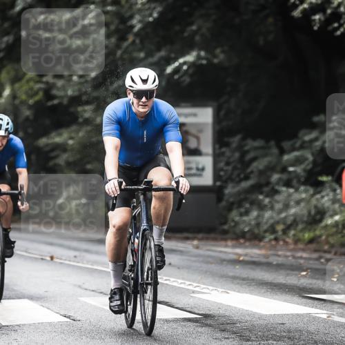 13.09.2026 - Stadtparktriathlon H.Heesch http://msf.ph/oto/10321687 13.09.2026 11:58:21 Radfahren 738, 750, 853, 904, 918, 920, 922, 974, 1049 meine-sportfotos.de