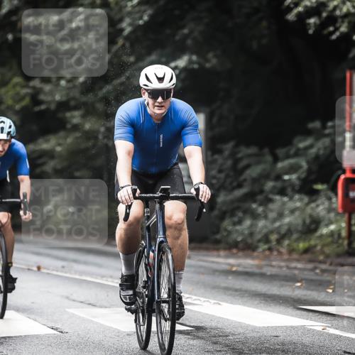 13.09.2026 - Stadtparktriathlon H.Heesch http://msf.ph/oto/10321692 13.09.2026 11:58:21 Radfahren 738, 750, 853, 904, 918, 920, 922, 974, 1049 meine-sportfotos.de