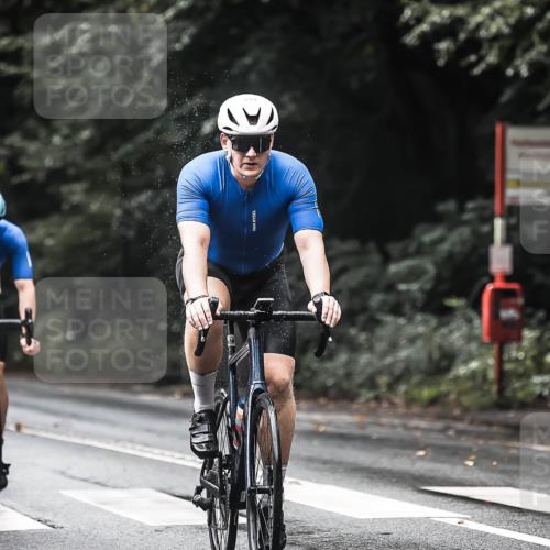 13.09.2026 - Stadtparktriathlon H.Heesch http://msf.ph/oto/10321697 13.09.2026 11:58:21 Radfahren 738, 750, 853, 904, 918, 920, 922, 974, 1049 meine-sportfotos.de