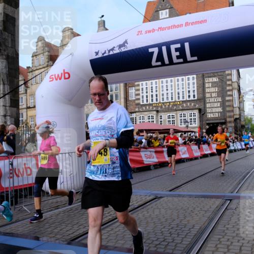 13.09.2026 - 21. swb-Marathon Bremen Tim E. http://msf.ph/oto/10321700 13.09.2026 10:59:06 Ziel 10254, 10485, 10787, 10794, 10832, 10948, 11030, 11228, 11267, 11278, 11488, 11743, 12130, 12176, 12414 meine-sportfotos.de