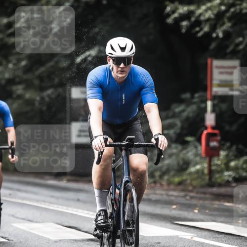 13.09.2026 - Stadtparktriathlon H.Heesch http://msf.ph/oto/10321704 13.09.2026 11:58:21 Radfahren 738, 750, 853, 904, 918, 920, 922, 974, 1049 meine-sportfotos.de