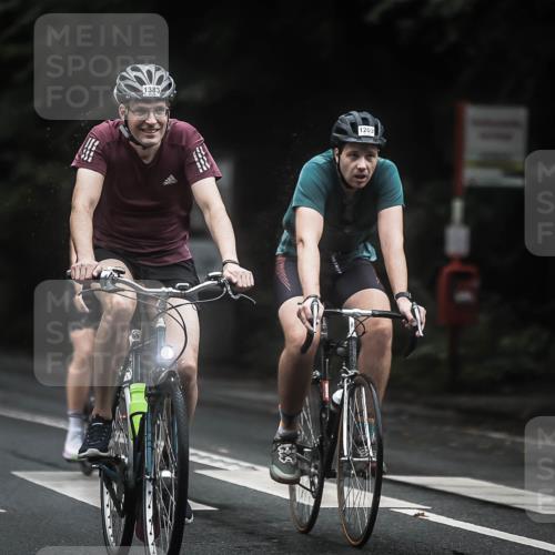 13.09.2026 - Stadtparktriathlon H.Heesch http://msf.ph/oto/10321729 13.09.2026 13:07:21 Radfahren 1115, 1203, 1219, 1247, 1252, 1267, 1302, 1383 meine-sportfotos.de
