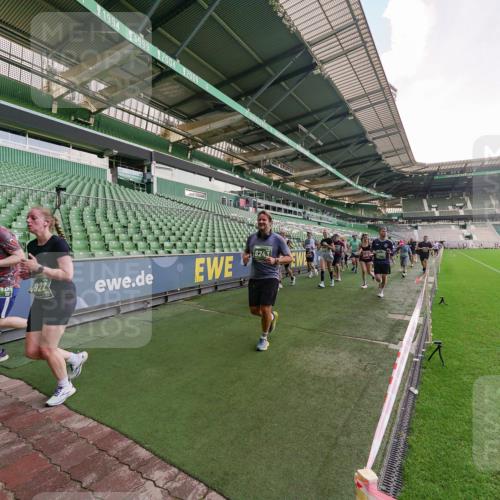 13.09.2026 - 21. swb-Marathon Bremen Michael Burmester http://msf.ph/oto/10321744 13.09.2026 13:22:14 Laufen im Stadion 128, 160, 211, 258, 343, 351, 423, 441, 571, 601, 620, 782, 851, 1060, 1094, 1157, 1158, 1177, 1178, 1259, 1316, 1344, 1417, 1518, 1657, 1669, 1676, 1691, 1729, 1788, 1808, 1846, 1883, 2139, 2201, 2213, 2258, 2290, 2414, 2504, 2526, 2551, 2619, 2632, 2652, 2660, 2685, 2711, 2736, 2828, 2954, 2964, 2995, 3010, 3022, 3034, 3070, 3074, 3144, 3225, 3351, 3505, 3530, 3682, 3784, 4020, 4054, 4406, 4407, 4431, 4584, 1506 meine-sportfotos.de