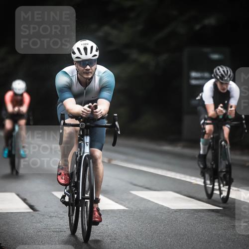 13.09.2026 - Stadtparktriathlon H.Heesch http://msf.ph/oto/10321765 13.09.2026 13:07:25 Radfahren 1203, 1219, 1233, 1247, 1252, 1267, 1302, 1383 meine-sportfotos.de