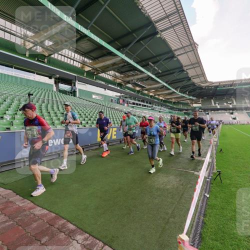 13.09.2026 - 21. swb-Marathon Bremen Michael Burmester http://msf.ph/oto/10321786 13.09.2026 13:22:18 Laufen im Stadion 128, 160, 211, 258, 343, 351, 423, 441, 571, 601, 620, 782, 851, 892, 1060, 1094, 1157, 1158, 1177, 1178, 1259, 1316, 1344, 1417, 1518, 1657, 1669, 1676, 1691, 1729, 1746, 1788, 1808, 1883, 2201, 2213, 2258, 2290, 2414, 2433, 2475, 2504, 2526, 2551, 2619, 2632, 2652, 2660, 2685, 2711, 2736, 2828, 2954, 2964, 2995, 3010, 3022, 3034, 3070, 3074, 3144, 3225, 3347, 3351, 3505, 3530, 3682, 3784, 4020, 4054, 4231, 4406, 4407, 4431, 4584, 1506 meine-sportfotos.de