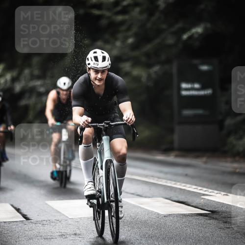 13.09.2026 - Stadtparktriathlon H.Heesch http://msf.ph/oto/10321804 13.09.2026 11:58:31 Radfahren 802, 877, 951, 970, 974, 1037, 1051 meine-sportfotos.de