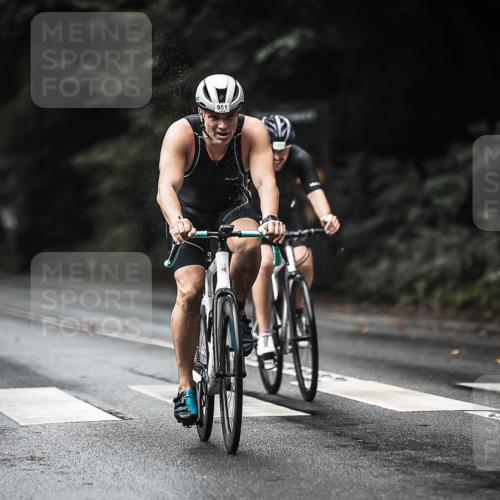 13.09.2026 - Stadtparktriathlon H.Heesch http://msf.ph/oto/10321838 13.09.2026 11:58:32 Radfahren 802, 877, 888, 951, 970, 974, 1037, 1051 meine-sportfotos.de
