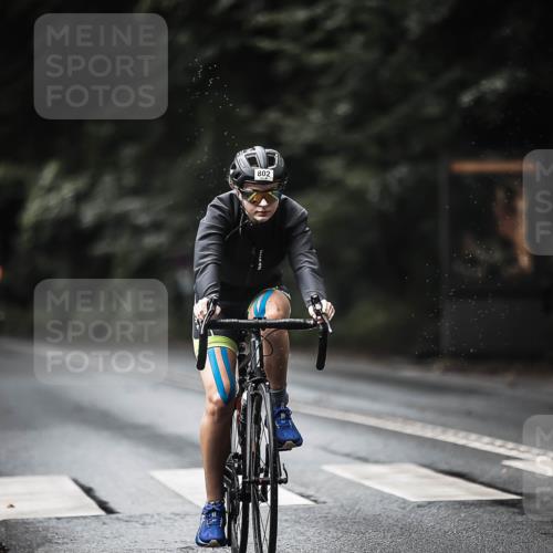 13.09.2026 - Stadtparktriathlon H.Heesch http://msf.ph/oto/10321845 13.09.2026 11:58:33 Radfahren 802, 877, 888, 951, 970, 974, 1037, 1051 meine-sportfotos.de