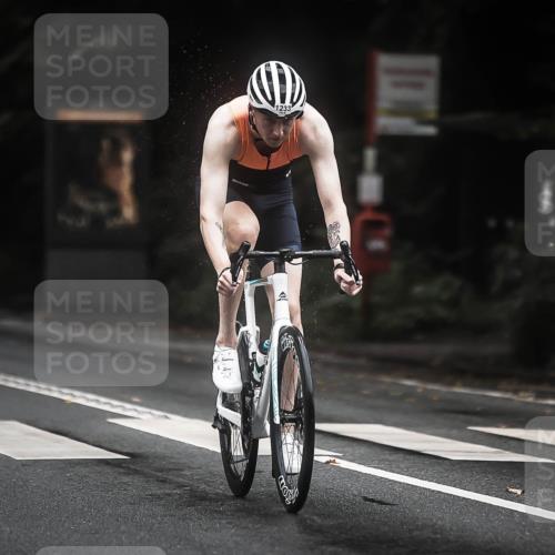 13.09.2026 - Stadtparktriathlon H.Heesch http://msf.ph/oto/10321863 13.09.2026 13:07:31 Radfahren 1233, 1247, 1252, 1267, 1302, 1379 meine-sportfotos.de
