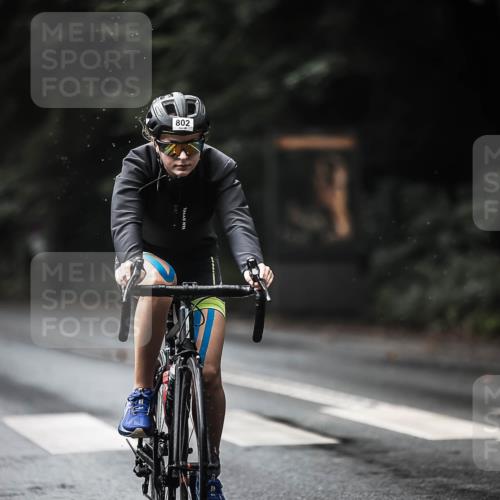 13.09.2026 - Stadtparktriathlon H.Heesch http://msf.ph/oto/10321864 13.09.2026 11:58:34 Radfahren 802, 877, 888, 894, 951, 970, 1037, 1051 meine-sportfotos.de